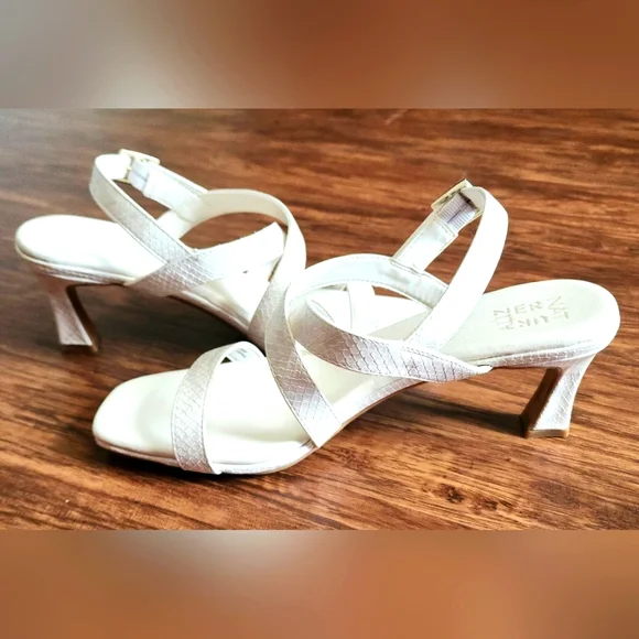 Naturalizer snakeskin heels - Picture 2 of 8